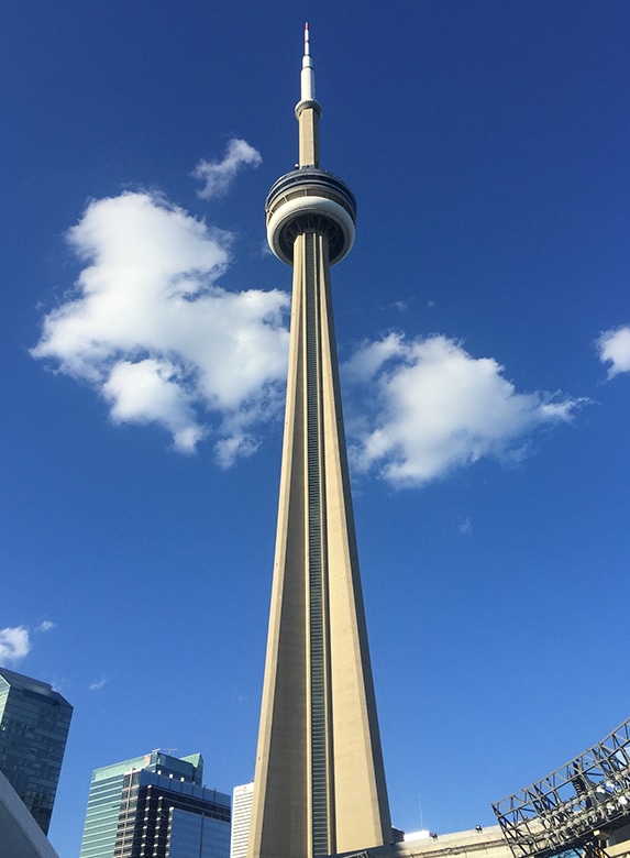 Full-length perspective of CN Tower in Toronto, Ontario.